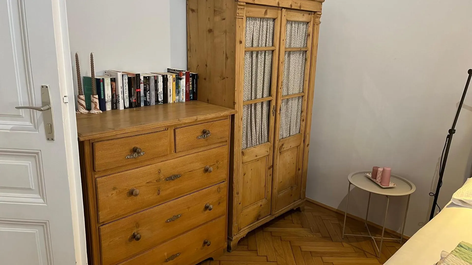 Grosszuegiger Wiener Altbau Gleich Neben Schoenbrunn 0*, Vídeň